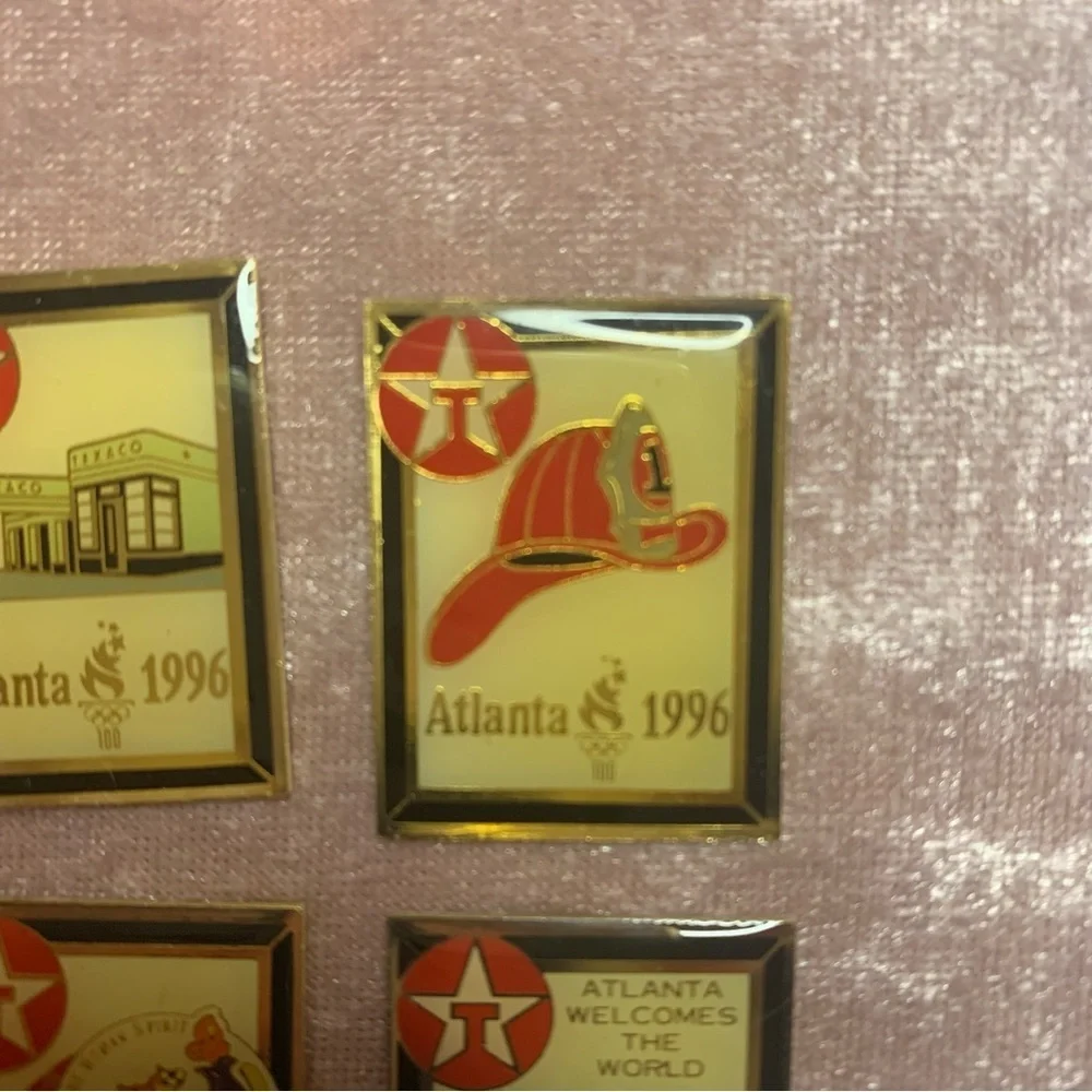 👗Lot of 4 Texaco 1996 Olympic Pins - Picture 4 of 5